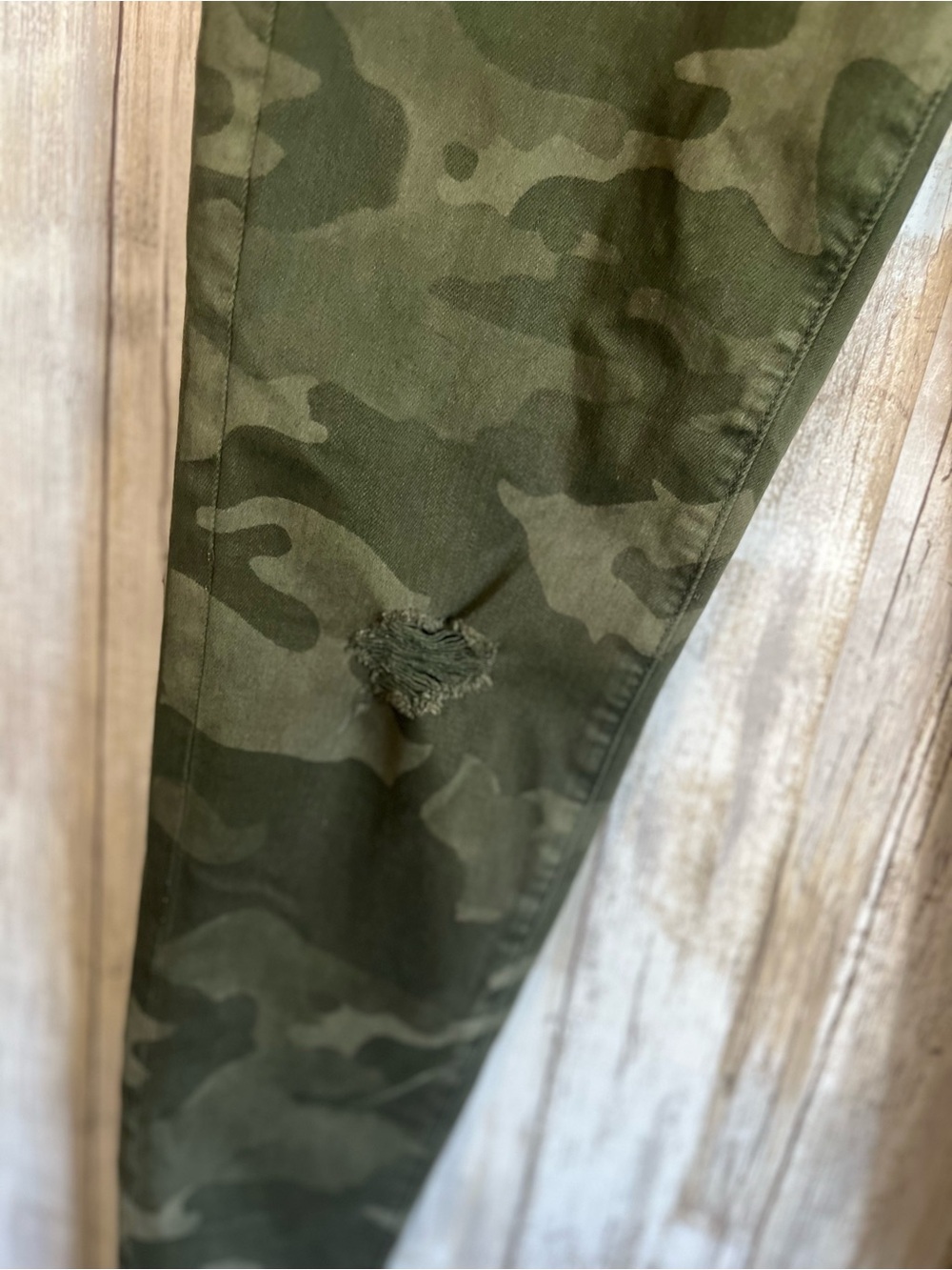 NWT American Eagle Camo Jeggings Next Level Stretch High Rise Skinny Jeans  4 - Picture 3 of 11